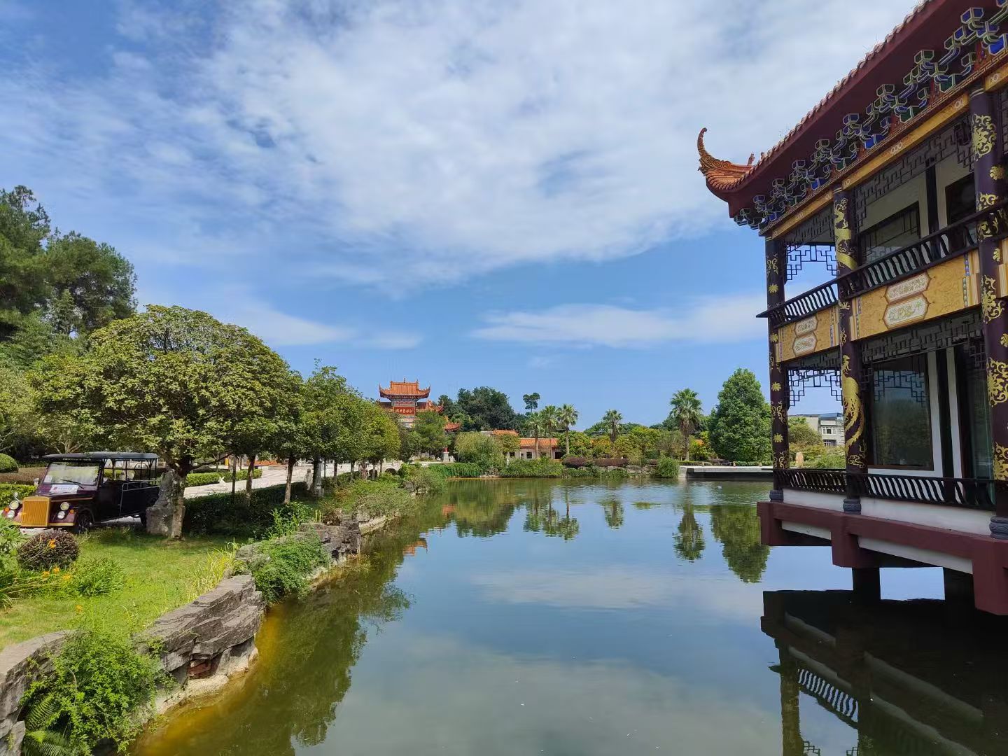 红枫艺术陵园实景5